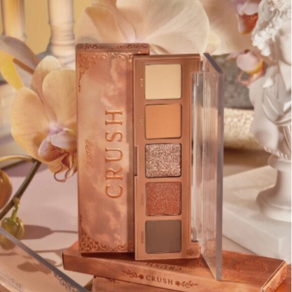 Crush Colourpop Shadow Palette - Picture 2 of 4